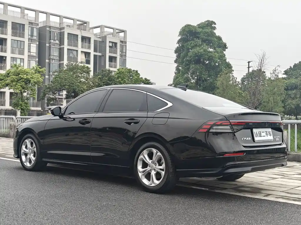 Honda Accord — миниатюра 22