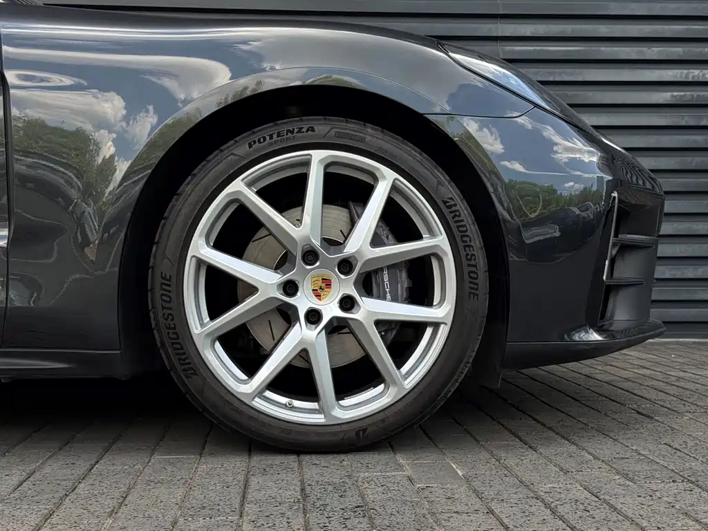 Porsche Panamera — миниатюра 4