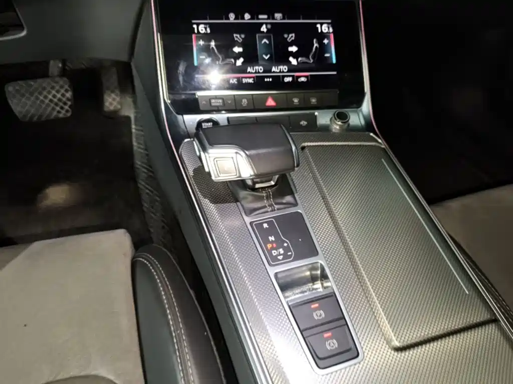 Audi A6L — миниатюра 14