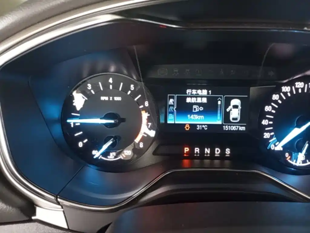 Ford Mondeo — миниатюра 12