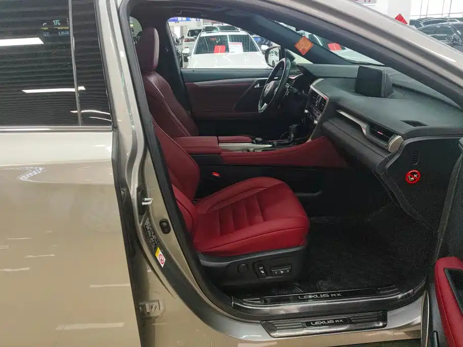 Lexus RX — миниатюра 8