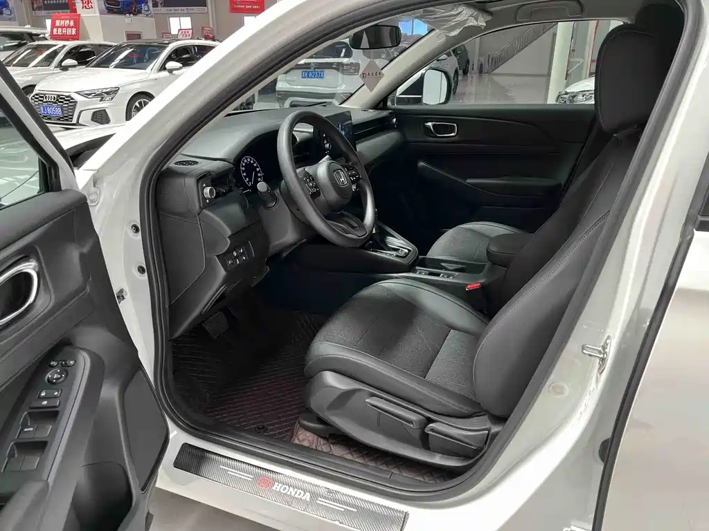 Honda Vezel 2023 1.5L CVT