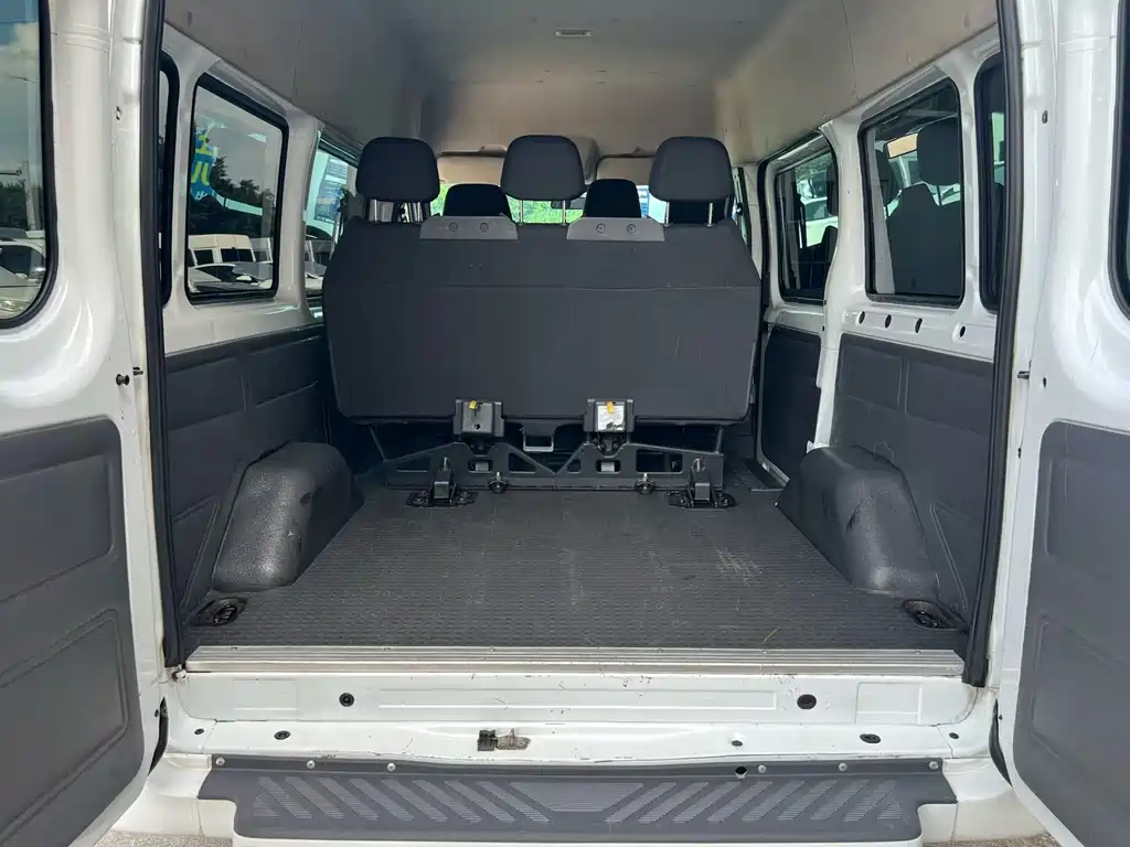 Ford Transit Custom — миниатюра 5