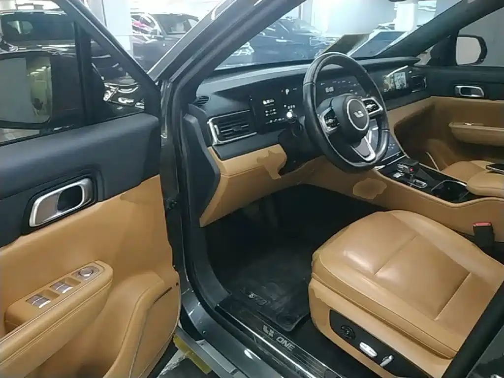 Li Auto Li ONE — миниатюра 16