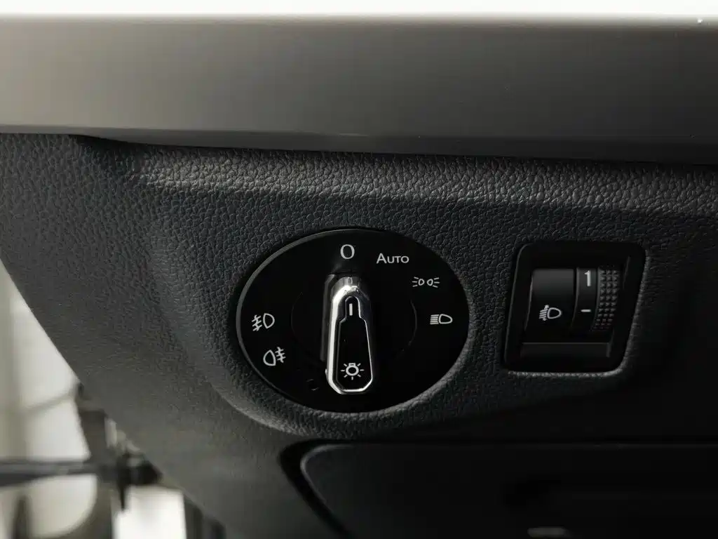 Volkswagen Lavida — миниатюра 21