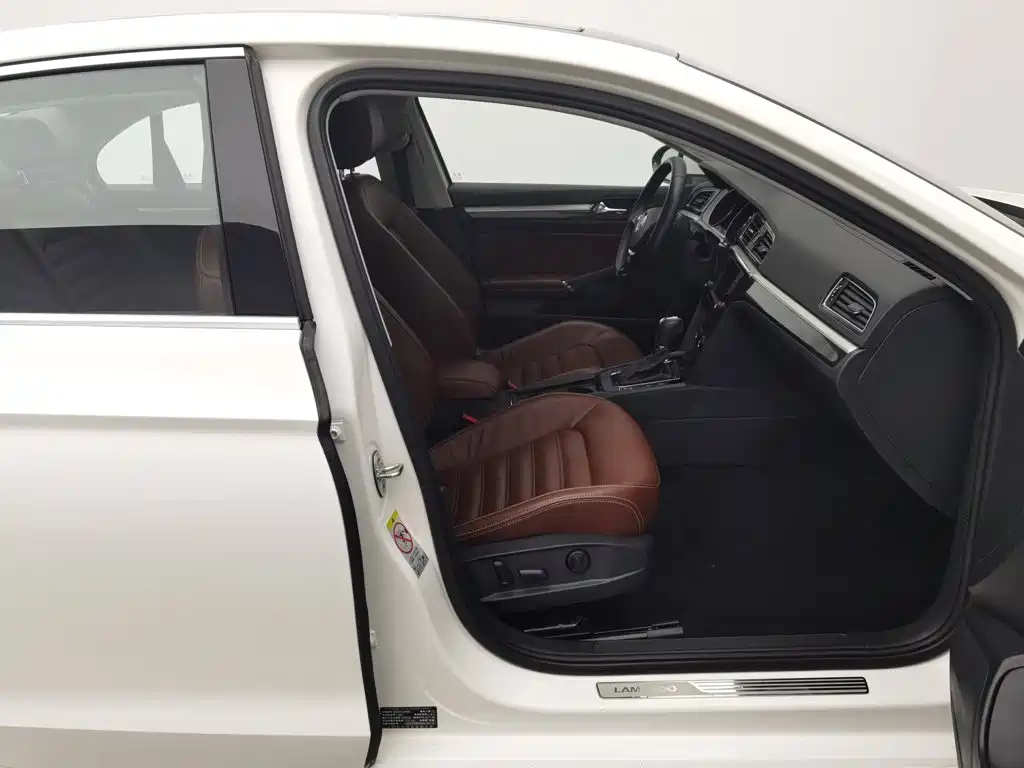 Volkswagen Lamando — миниатюра 23