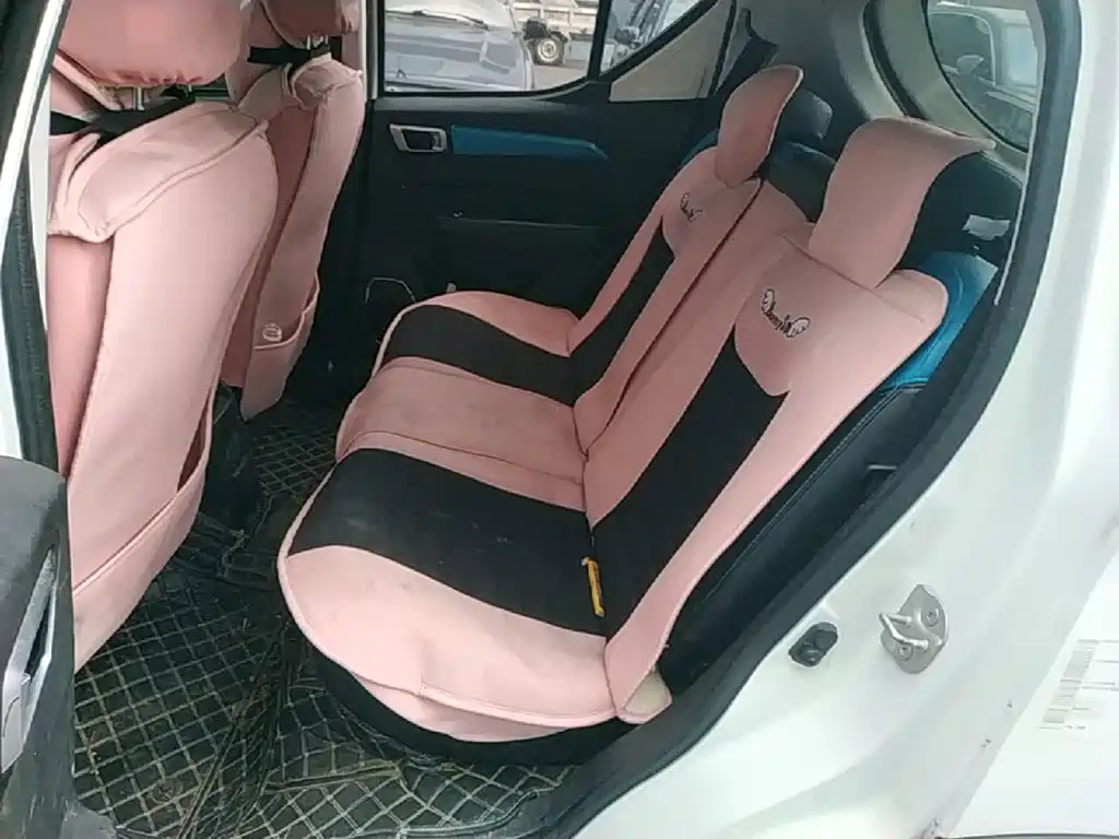 BAIC New Energy EC3 — миниатюра 17