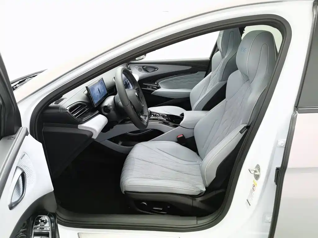 BYD Seal — миниатюра 10