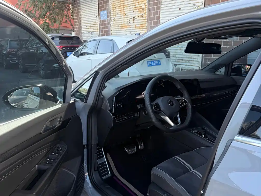 Volkswagen Golf — миниатюра 7