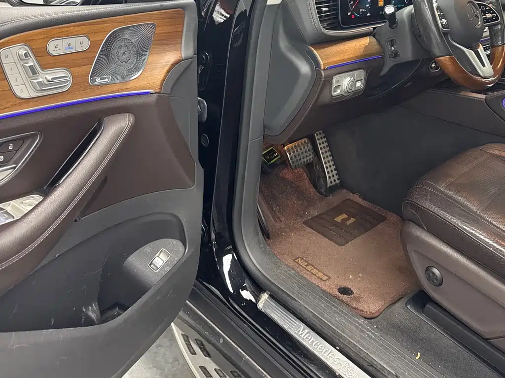 Mercedes-Benz GLS — миниатюра 4