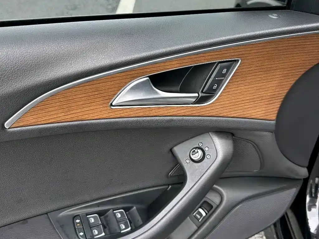 Audi A6L — миниатюра 5
