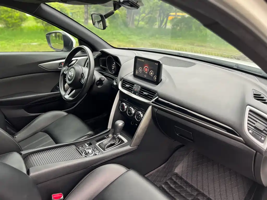 Mazda CX-4 — миниатюра 12