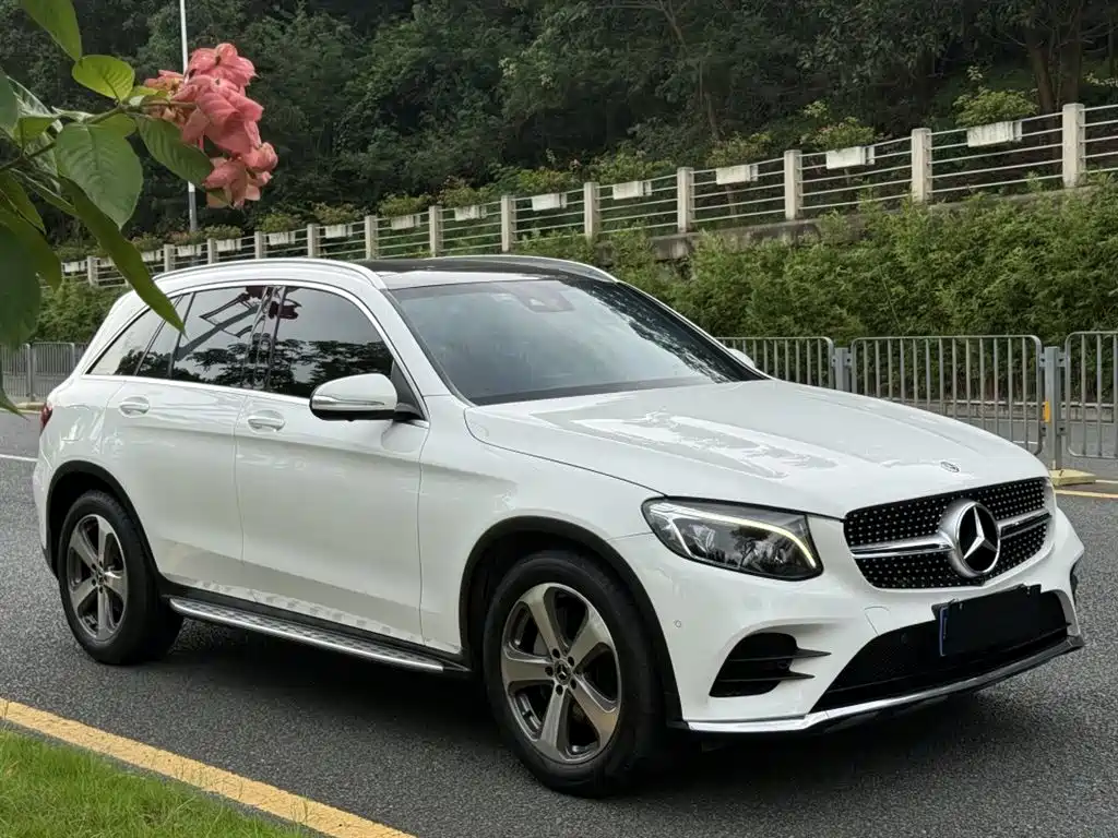 Mercedes-Benz GLC 2017 GLC 300 4MATIC
