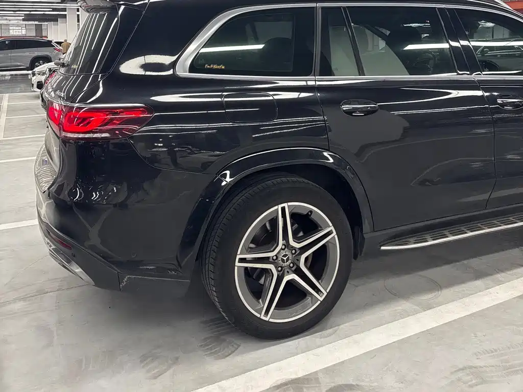 Mercedes-Benz GLS — миниатюра 21