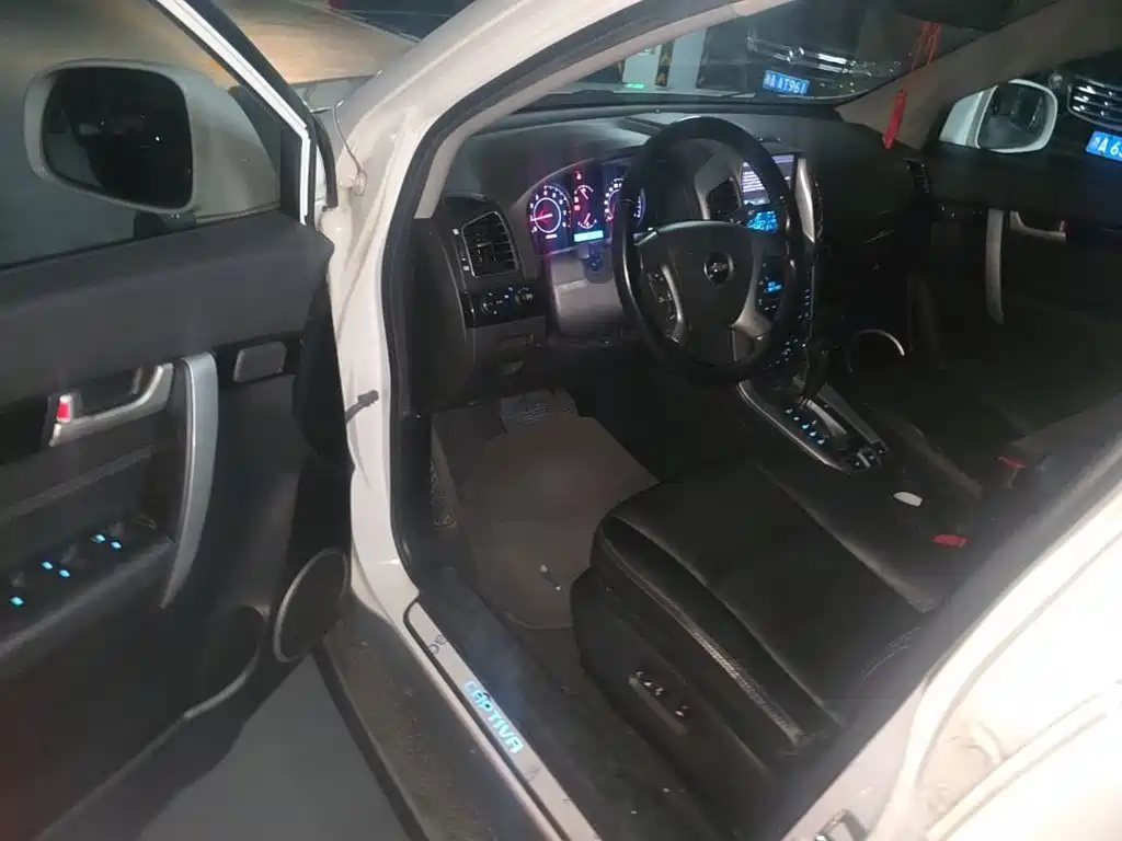 Chevrolet Captiva — миниатюра 16