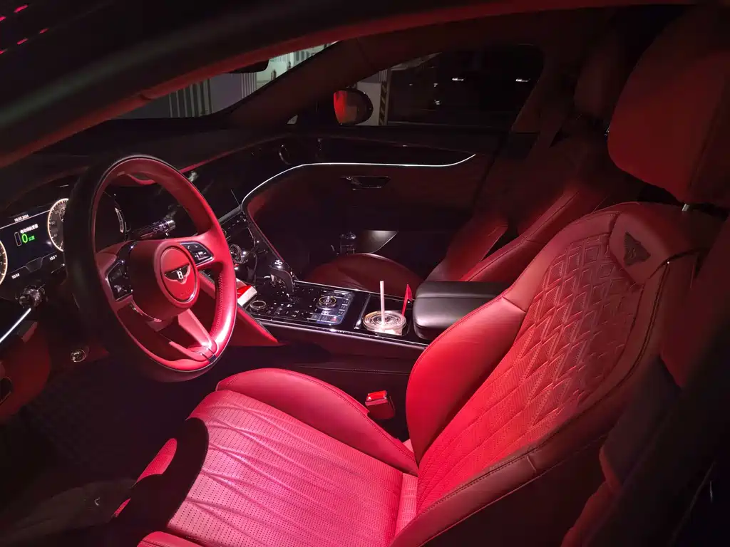 BENTLEY FLYING SPUR PLUG IN HYBRID