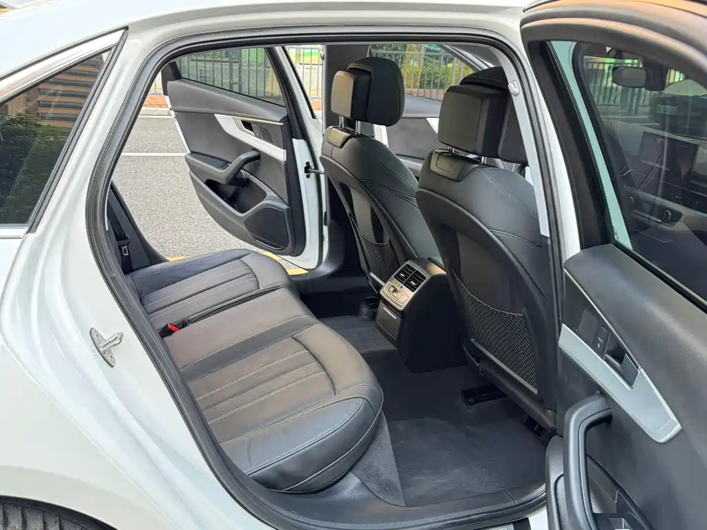 Audi A4L — миниатюра 10