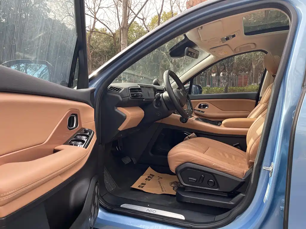 NIO NIO ES8