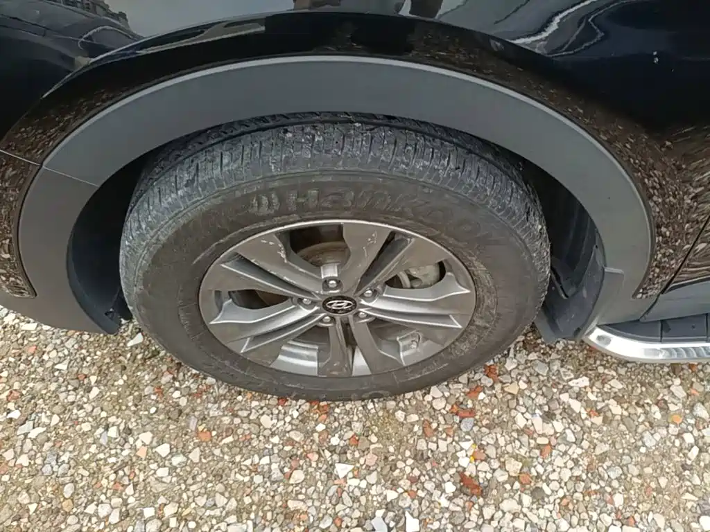 Hyundai Santa Fe — миниатюра 23