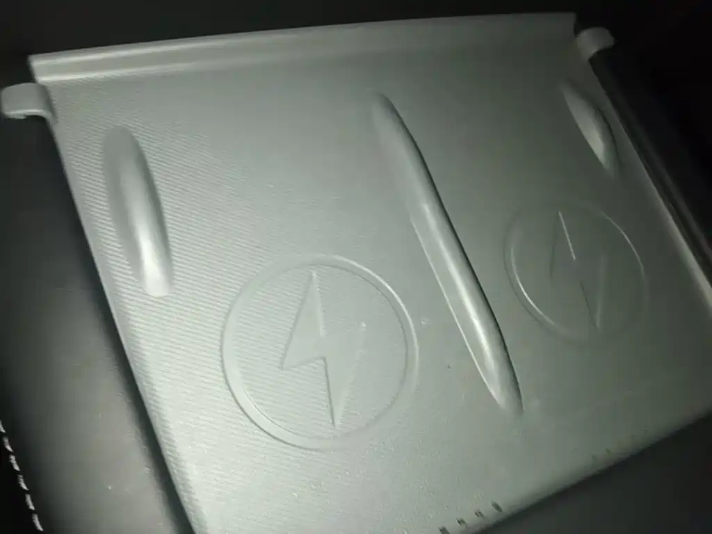 Tesla Model 3 — миниатюра 9