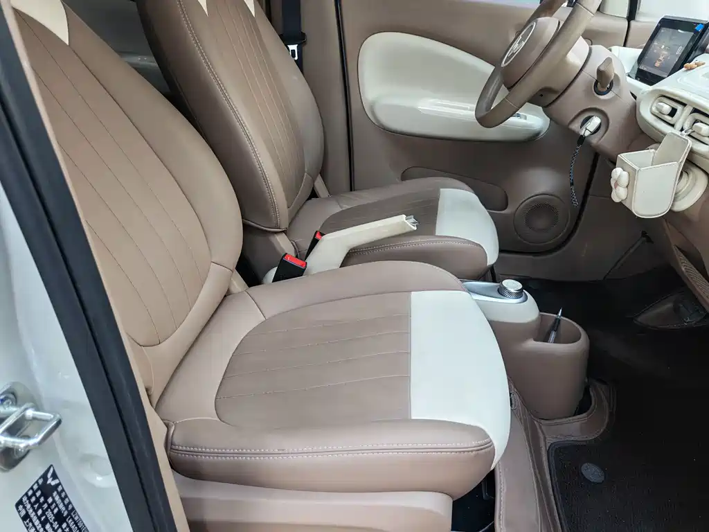Wuling MINIEV — миниатюра 13