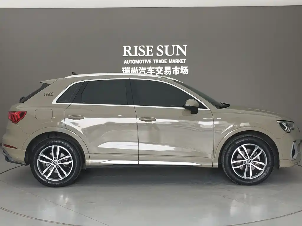 Audi Q3 2021 35 TFSI