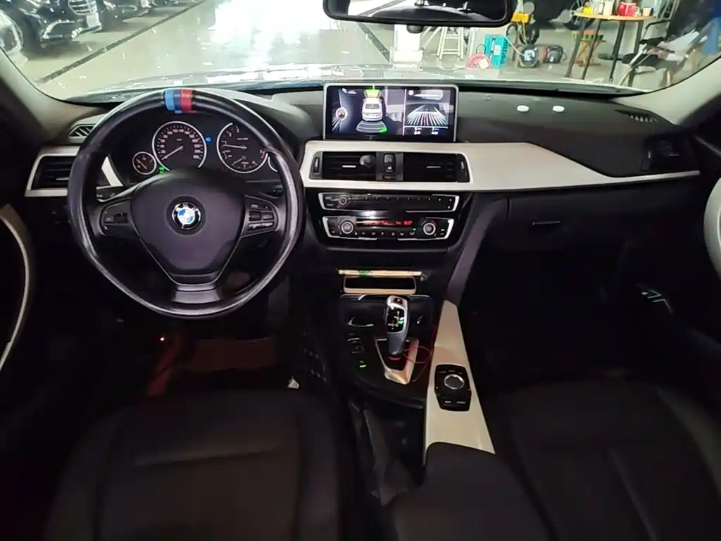 BMW 3 Series — миниатюра 10