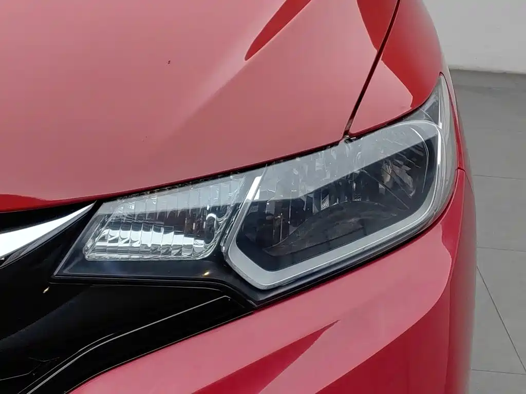 Honda Fit — миниатюра 7
