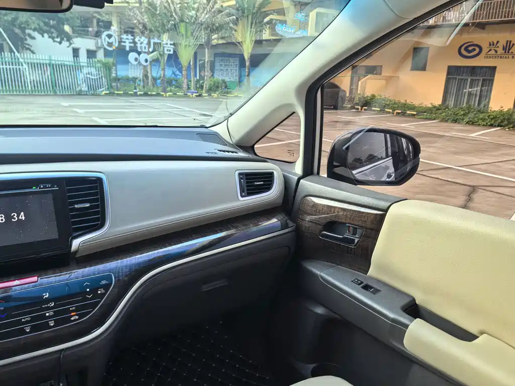 Honda Odyssey — миниатюра 16