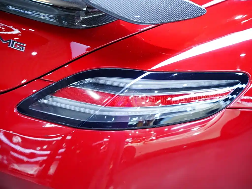 Mercedes-Benz SLS AMG — миниатюра 12