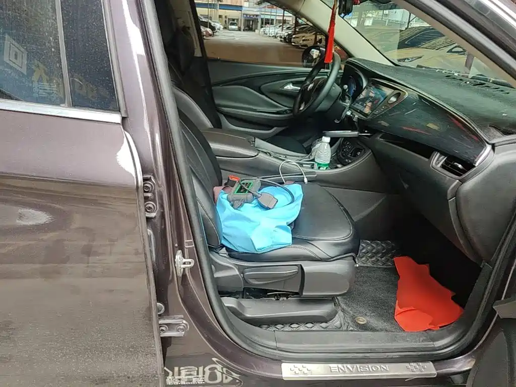 Buick Envision Plus — миниатюра 25