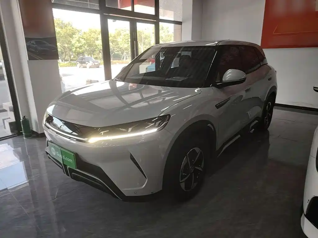 BYD Yuan UP — миниатюра 2