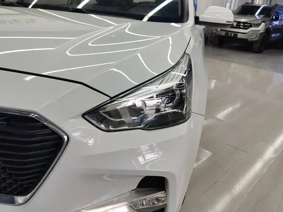 Haval M6 — миниатюра 5
