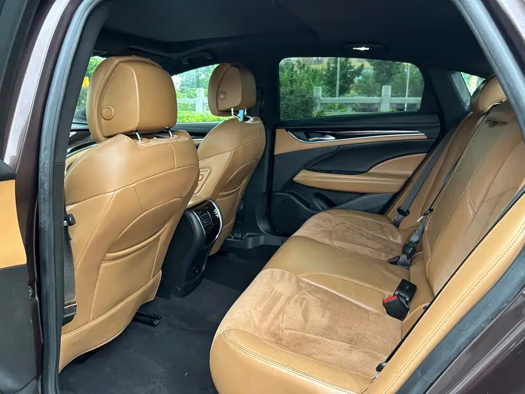 Buick LaCrosse — миниатюра 7