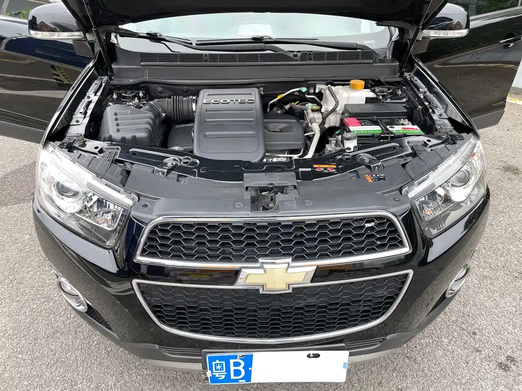 Chevrolet Captiva 2014 2.4L Flagship 7 мест