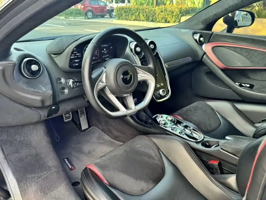 McLaren GT 2023 4.0T
