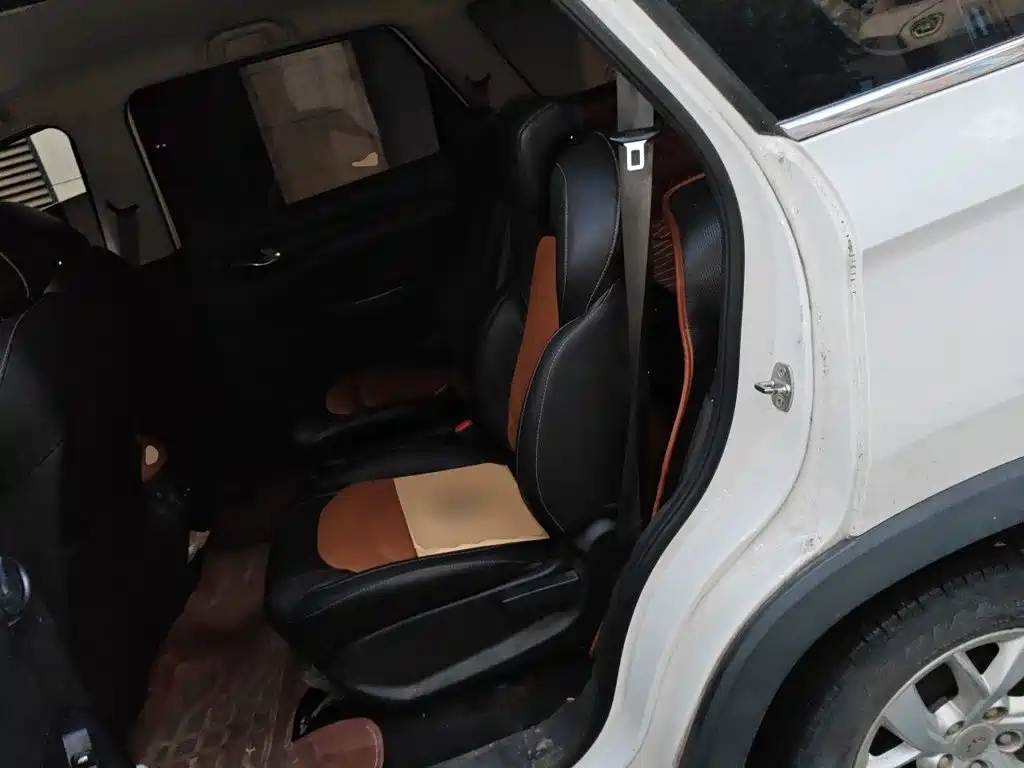 Wuling Hongguang S3 — миниатюра 13