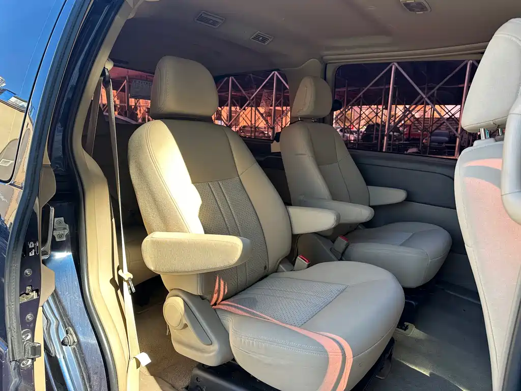 Buick GL8 — миниатюра 14