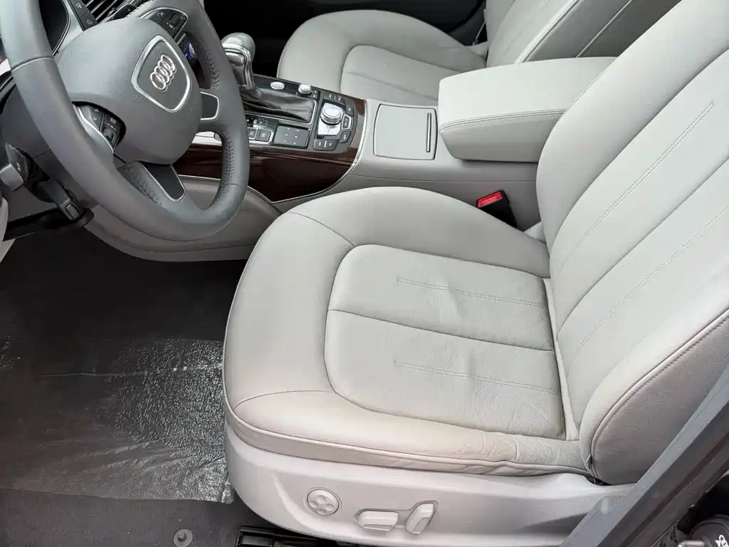 Audi A6L — миниатюра 11