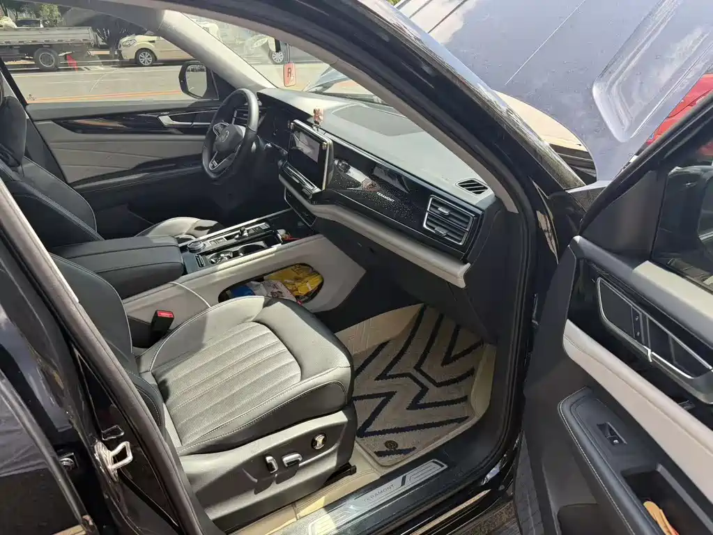 Volkswagen Teramont — миниатюра 8