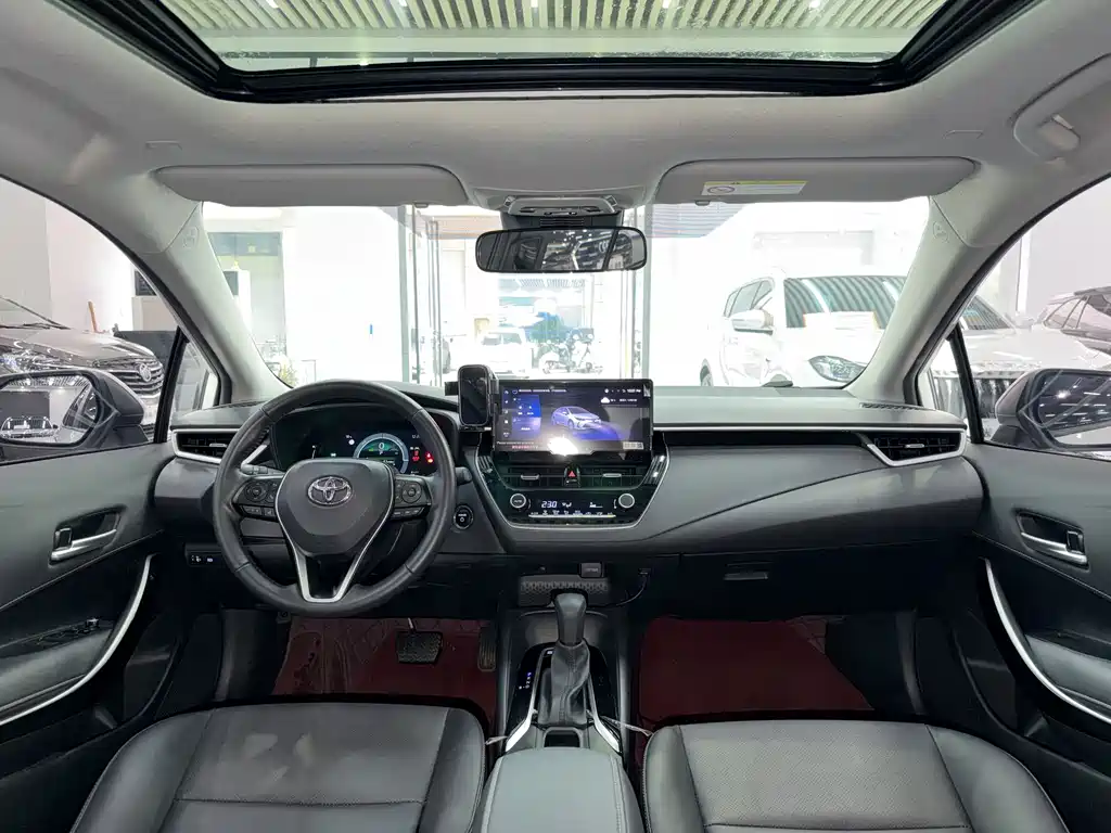 Toyota Corolla — миниатюра 7