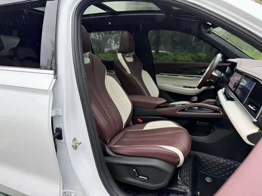 Geely Xingyue L — миниатюра 20