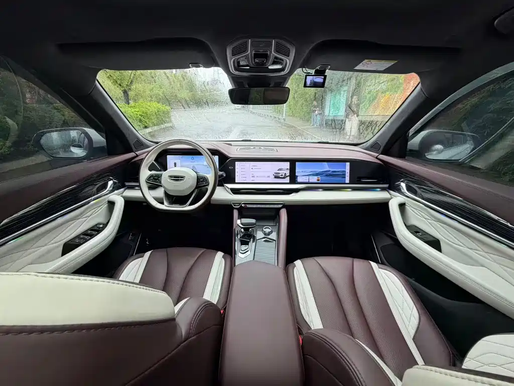 Geely Xingyue L — миниатюра 16