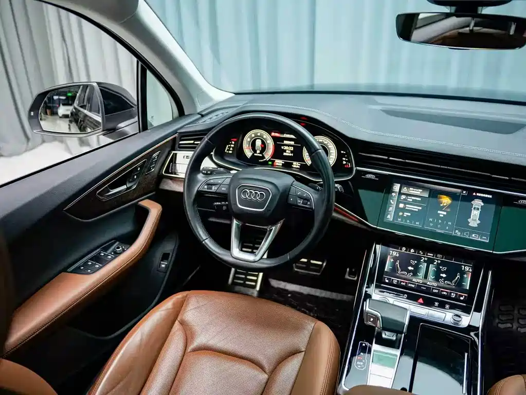 Audi Q7 — миниатюра 5