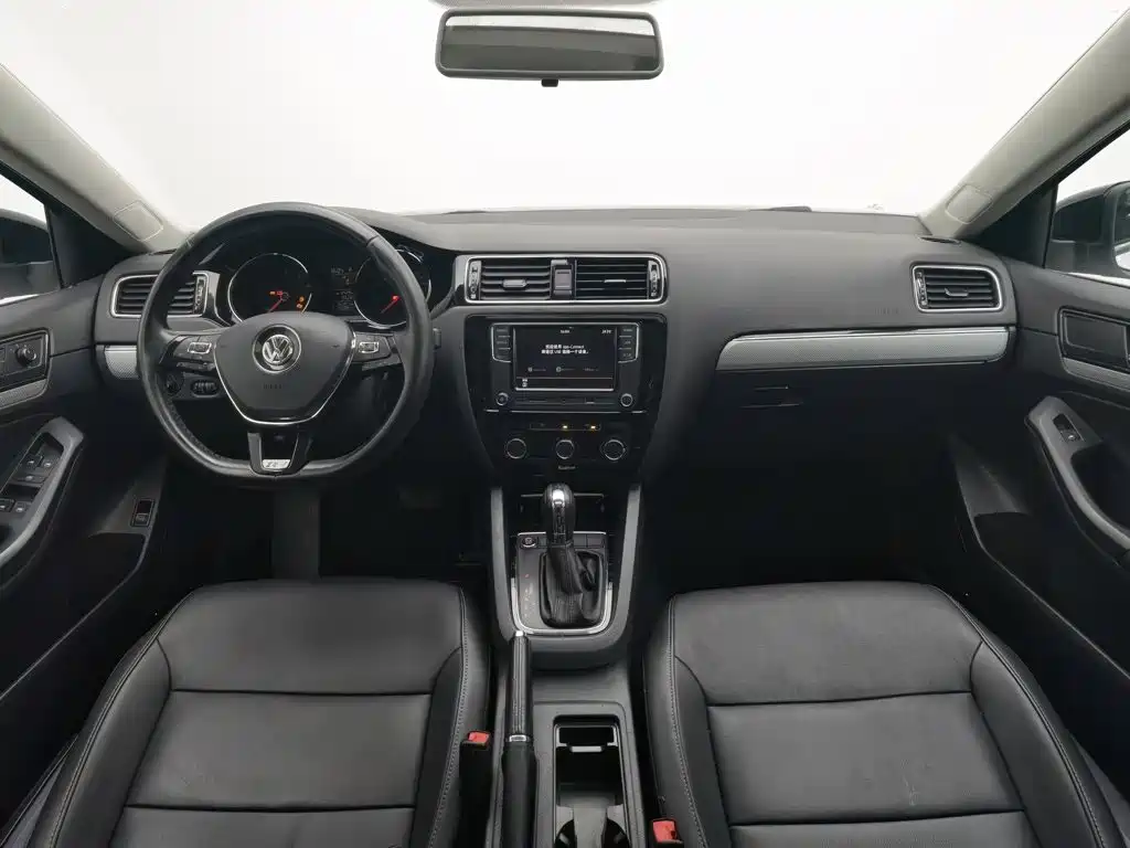 Volkswagen Sagitar — миниатюра 5