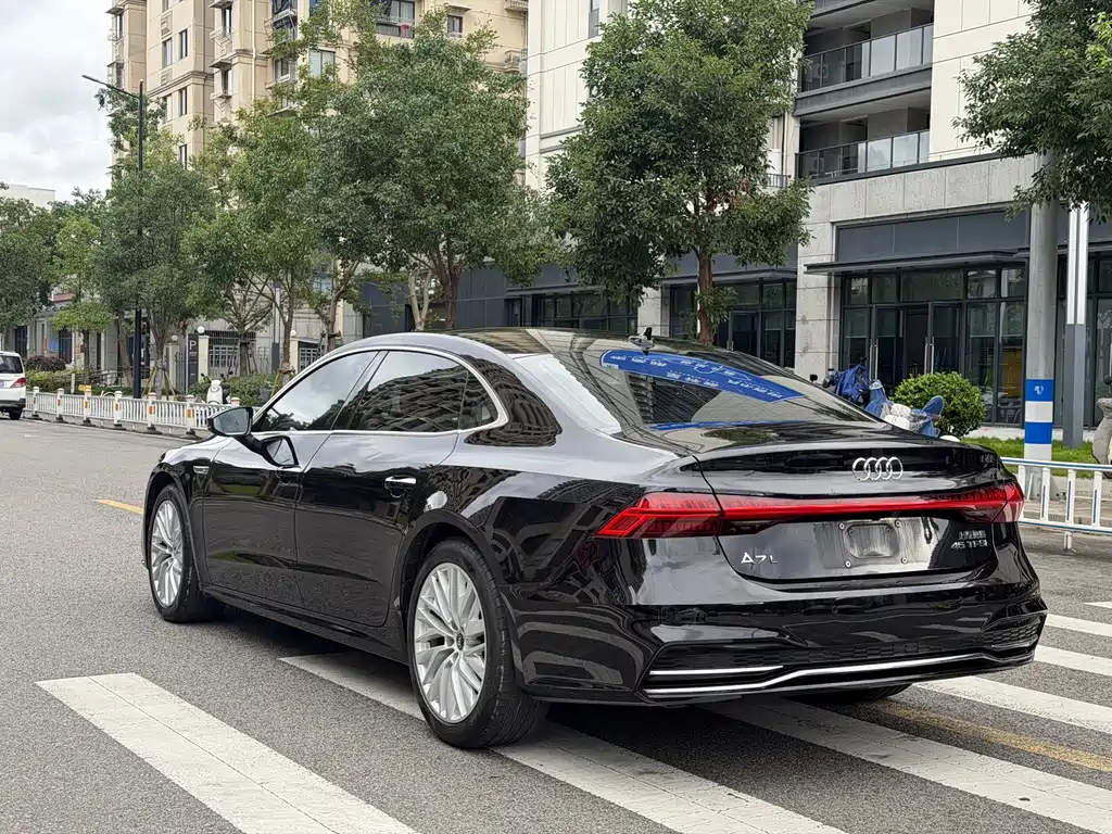 Audi A7L — миниатюра 15