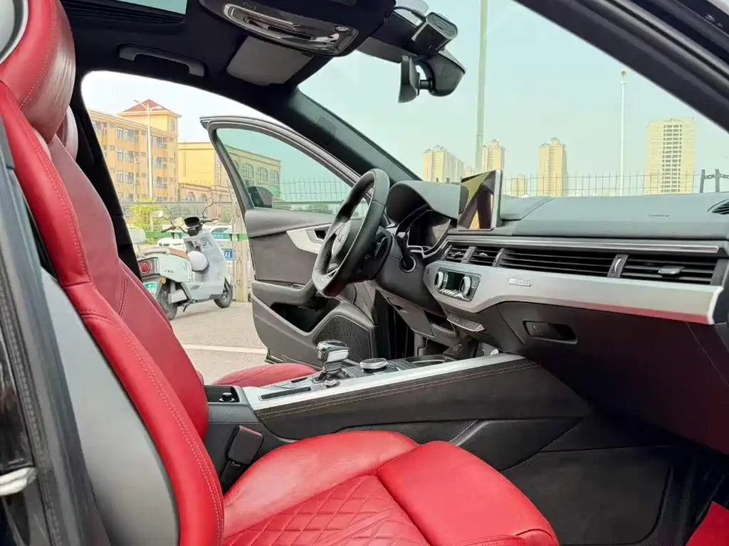 Audi S4 — миниатюра 5