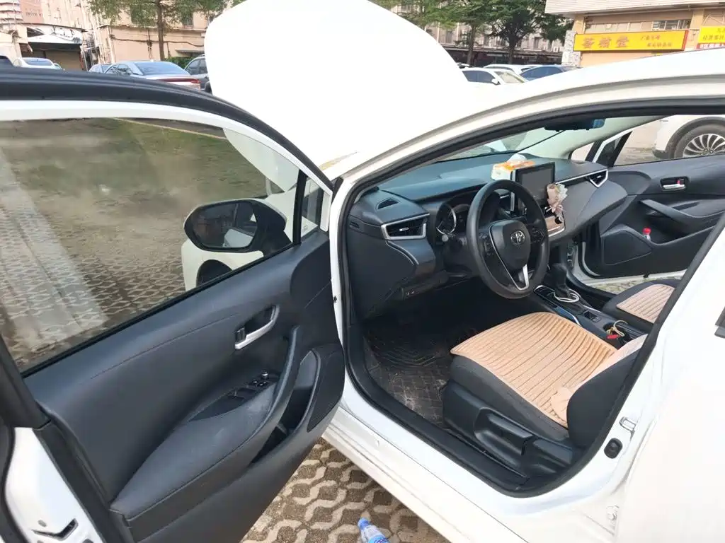Toyota Corolla — миниатюра 12