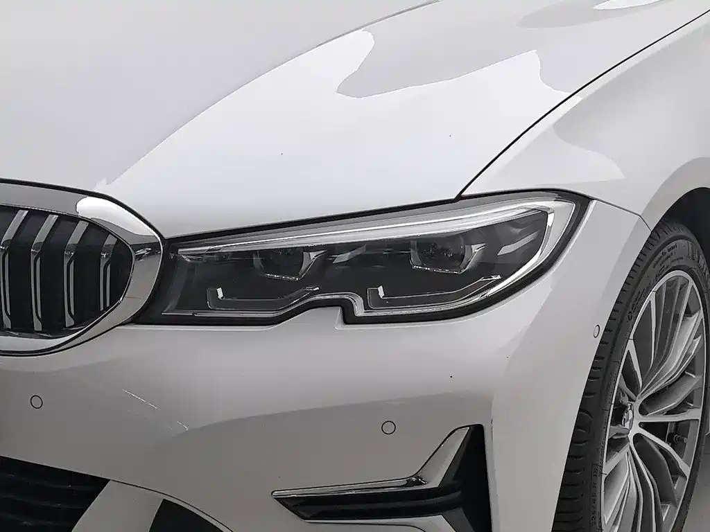 BMW 3 Series — миниатюра 7