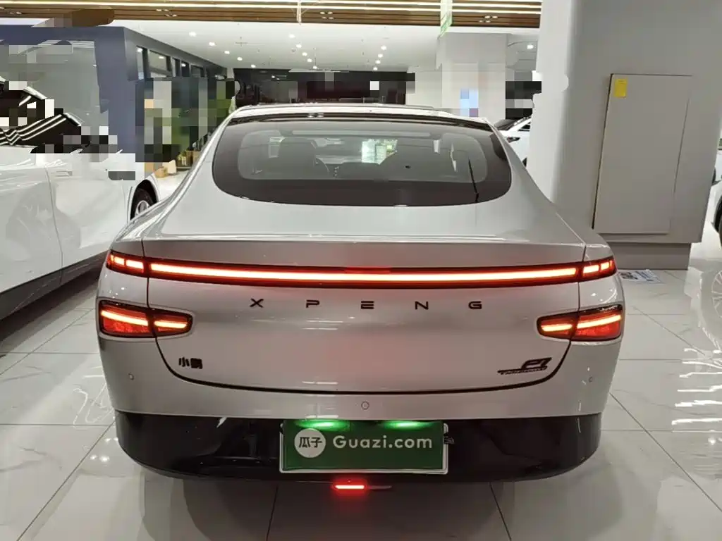XPeng P7 — миниатюра 6